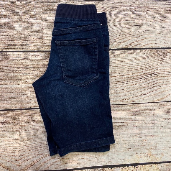 Gymboree denim shorts - Picture 2 of 2